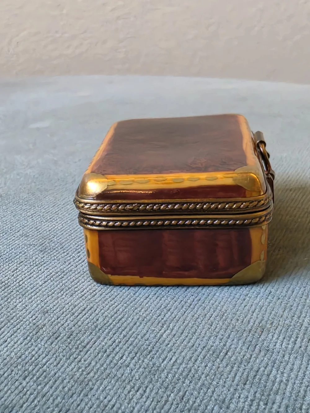 Limoges France Hand Painted Porcelain Suitcase Trunk Trinket Box